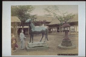 A bronze horse at Suwa Shrine
