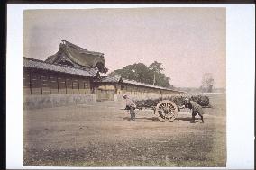 Kenshun-mon Gate at Kyoto Imperial Palace