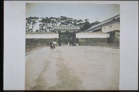 Soto-Sakurada Gate,the Imperial Palace