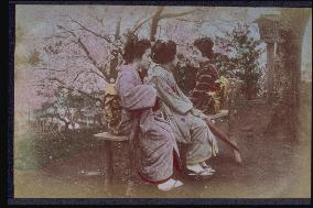 Women viewing cherry blossoms