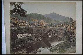 Nakashima River and Amigasa-bashi Bridge