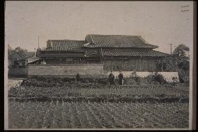 A private house and men,Nagasaki