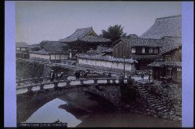 Furumachi-bashi Bridge over Nakashima River and Koeiji Temple