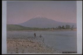 Mt. Fuji seen from the Fuji River