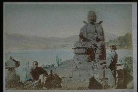 Statues of Enmeijizo (giving a long-life) by Lake Ashi