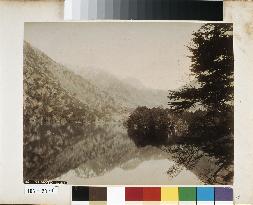 Lake yunoko at yumoto hot spring