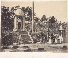 The Russian Cemetery at Goshinji Temple in Inasa