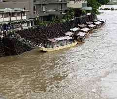 27,000 ordered to evacuate as heavy rain lashes central Japan