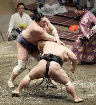 Summer Grand Sumo Tournament