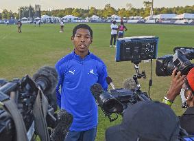 Athletics: Sani Brown at Florida meet