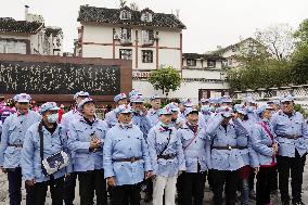 "Red tourism" in China