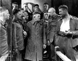 ALL QUIET ON THE WESTERN FRONT