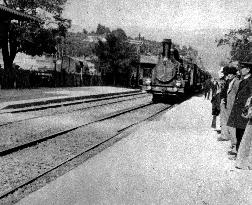 L'ARRIVEE DU TRAIN EN GARE DE LA CIOTAT aka L'ARRIVEE D'UN T