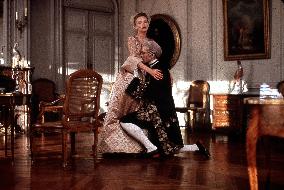 DANGEROUS LIAISONS (US/UK 1988) MICHELLE PFEIFFER, JOHN MALK