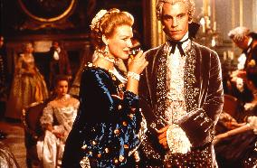 DANGEROUS LIAISONS (US/UK 1988) WARNER BROS JOHN MALKOVICH,