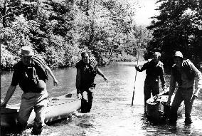 DELIVERANCE (US1972) NED BEATTY, BURT REYNOLDS, JON VOIGHT,