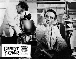 DENTIST IN THE CHAIR (BR1960) BOB MONKHOUSE, KENNETH CONNOR
