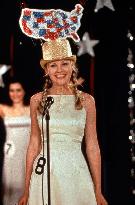 DROP DEAD GORGEOUS (US1999) KIRSTEN DUNST AS AMBER ATKINS