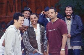 EMPIRE US 2002] JOHN LEGUIZAMO AND VINCENT LARESCA WITH FRIN