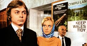 ENDLESS NIGHT (BR1971) HYWEL BENNETT, HAYLEY MILLS