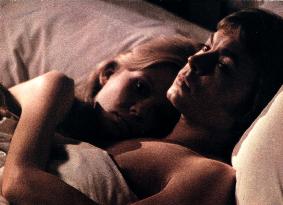 ENDLESS NIGHT (BR1971) HYWEL BENNETT, HAYLEY MILLS