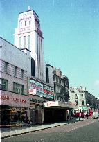 GAUMONT STATE CINEMA, KILBURN, LONDON in 1974   GAUMONT STAT