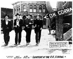 GUNFIGHT AT THE O.K CORRAL  (US1957) L-R, KIRK DOUGLAS, BURT
