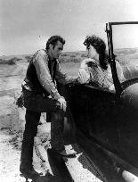 GIANT (US1956) ELIZABETH TAYLOR, JAMES DEAN