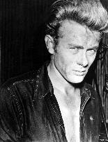 GIANT (US1956) JAMES DEAN