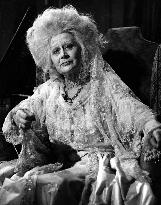 GREAT EXPECTATIONS (BR1974) MARGARET LEIGHTON AS MISS HAVISH