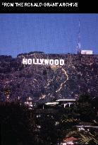 HOLLYWOOD SIGN