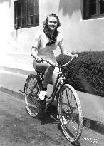 JEAN HOWARD (1910-2000) ACTRESS  BICYCLE 1930s NUMBER PLATE