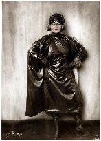 DAS INDISCHE GRABMAL