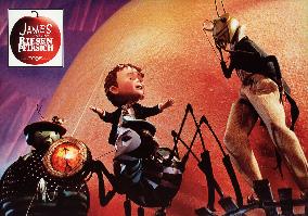 JAMES AND THE GIANT PEACH