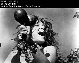 JANIS