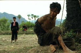 THE KILLING FIELDS (BR/FR/KHMER 1984) HAING S NGOR