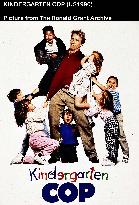 KINDERGARTEN COP (US1990)