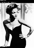 EARTHA KITT