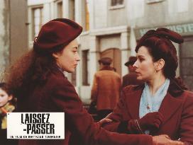 LAISSEZ-PASSER