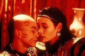 THE LAST EMPEROR (HK/FR/IT/UK 1987) JOHN LONE, JOAN CHEN Pic