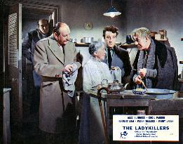 THE LADYKILLERS (BR1955) L-R, DANNY GREEN, CECIL PARKER, KAT