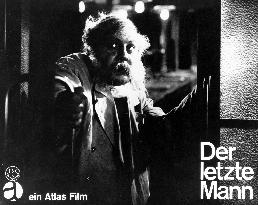 DER LETZTE MANN (GER 1924) aka THE LAST LAUGH EMIL JANNINGS