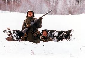 A MIDNIGHT CLEAR (US1992) GARY SINISE, ETHAN HAWKE