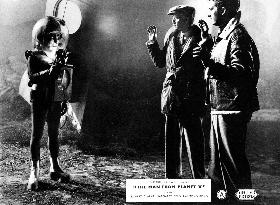 THE MAN FROM PLANET X (US1951) ALIEN CONTACT