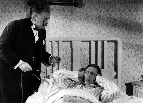 NO LIMIT (BR1935) GEORGE FORMBY AS THE PATIENT DOCTOR HOUSE