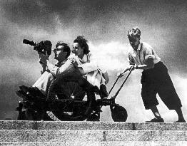 OLYMPIA (GER 1938) DIRECTOR LENI RIEFENSTAHL ON THE CAMERA D