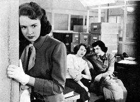 OUTRAGE US 1950] MALICIOUS OFFICE GOSSIP PICTURE FROM THE RO