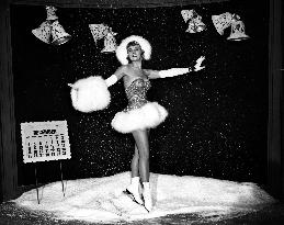 THE PETTY GIRL (US1950) DOROTHY ABBOTT AS THE DECEMBER PETTY