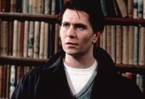 PRICK UP YOUR EARS (BR1987) GARY OLDMAN AS JOE ORTON