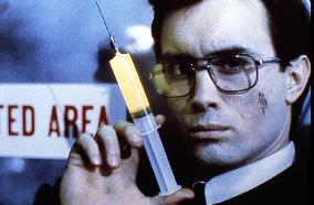 RE-ANIMATOR